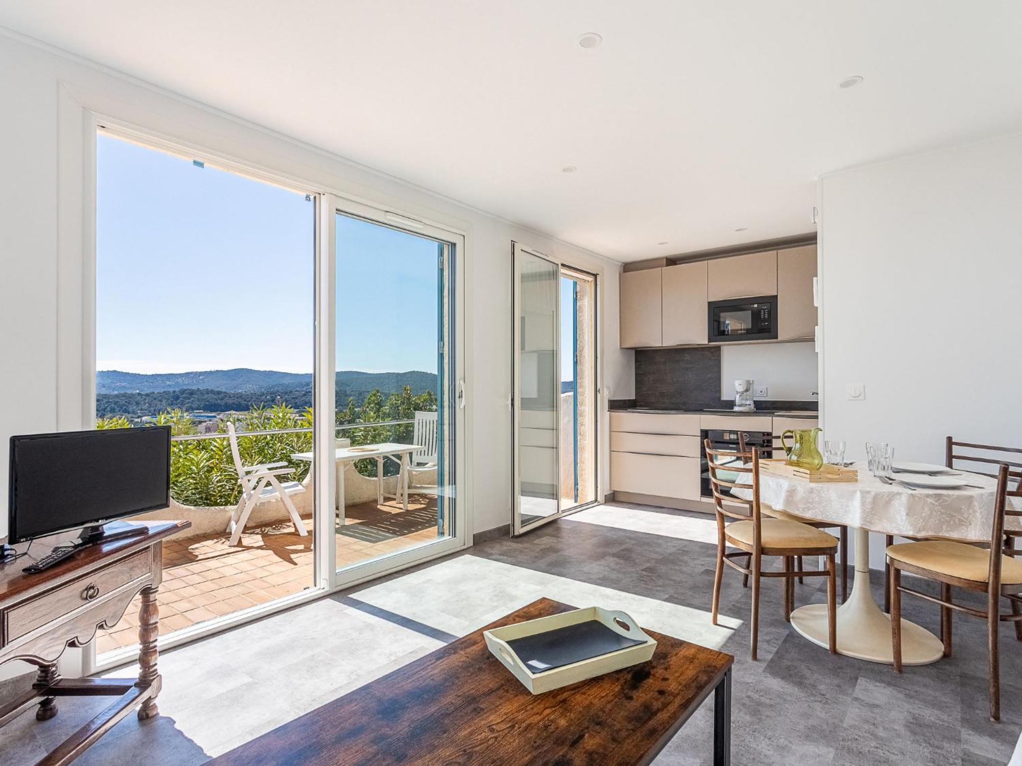 Les Bougainvillees By Interhome * Le Lavandou