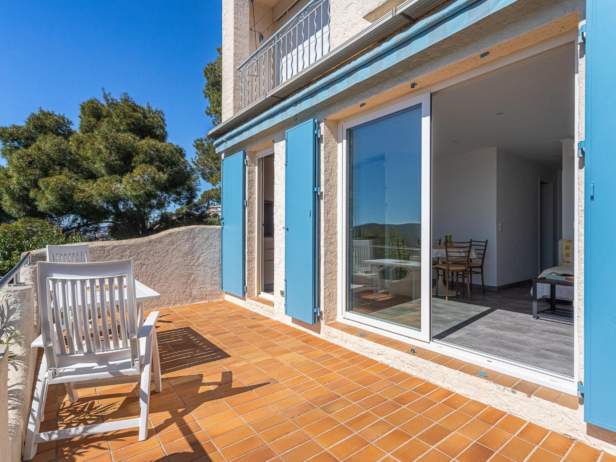 Les Bougainvillees By Interhome Apartment Le Lavandou