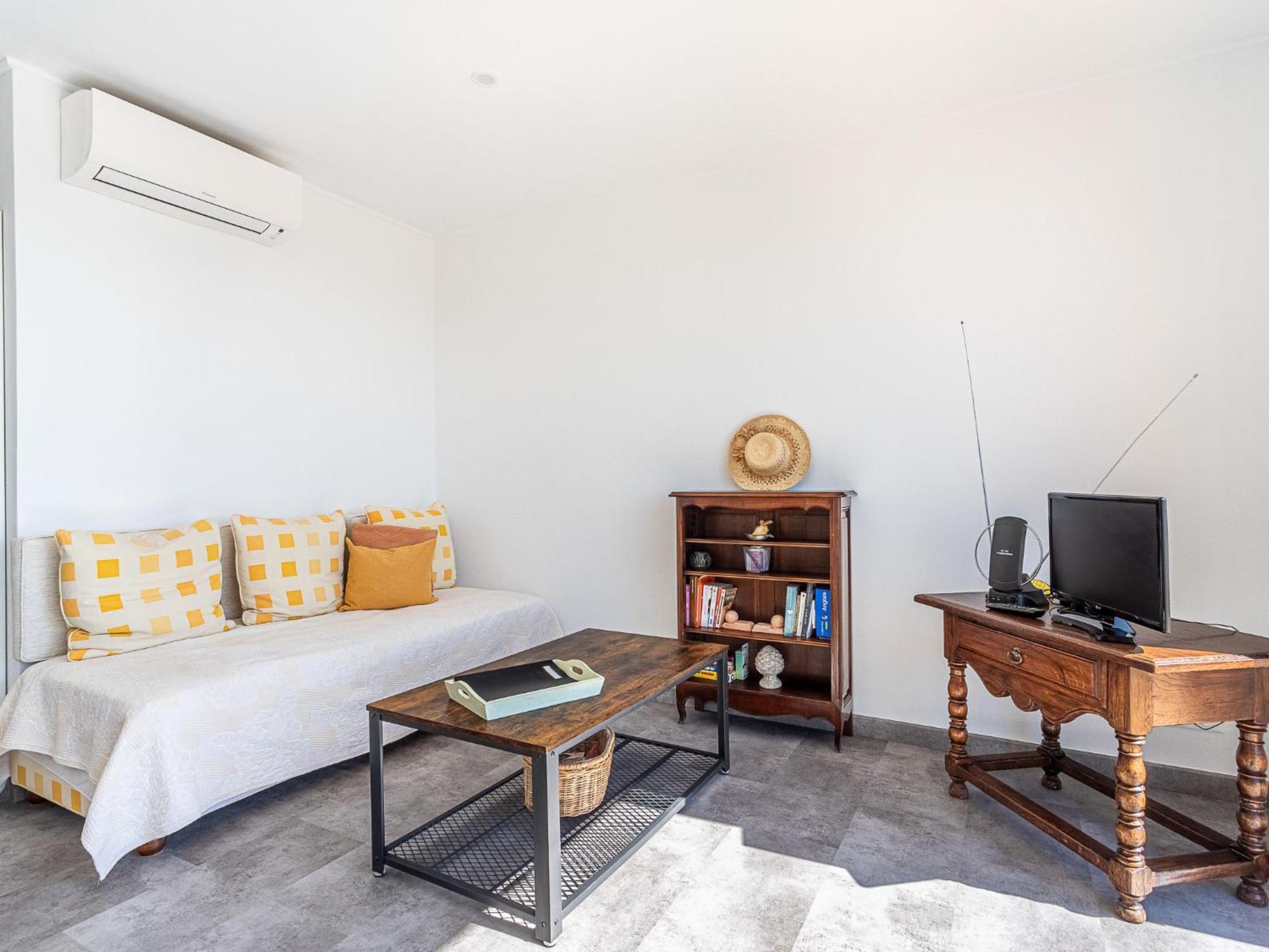 Les Bougainvillees By Interhome Apartment